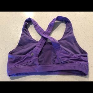 Lululemon Run Sports Bra - pockets! Sz 8